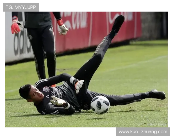 尤文图斯防守问题不在能力,而在攻守平衡失衡影响整体表现 尤文图斯防守问题不在能力,而在攻守平衡失衡影响整体表现