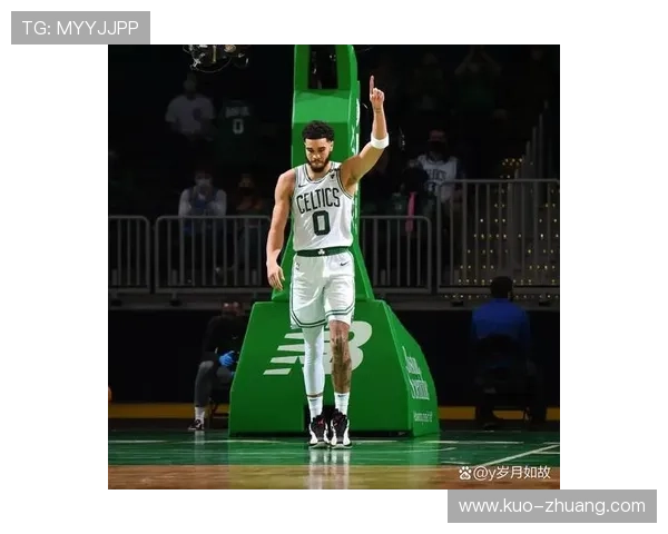 德罗赞关键时刻突破解锁季后赛得分爆发对比塔图姆表现更具威胁